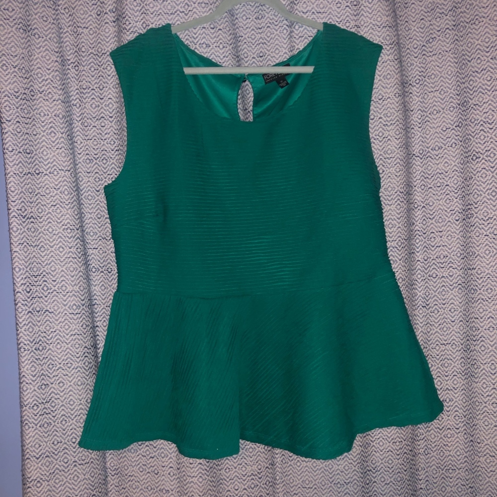 Forever 21+ Emerald Green Textured Peplum Top